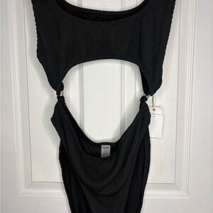 GOOD AMERICAN one piece cut out swimsuit